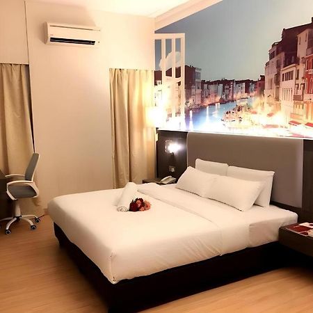 The Landmark Hotel Batu Pahat Exterior foto