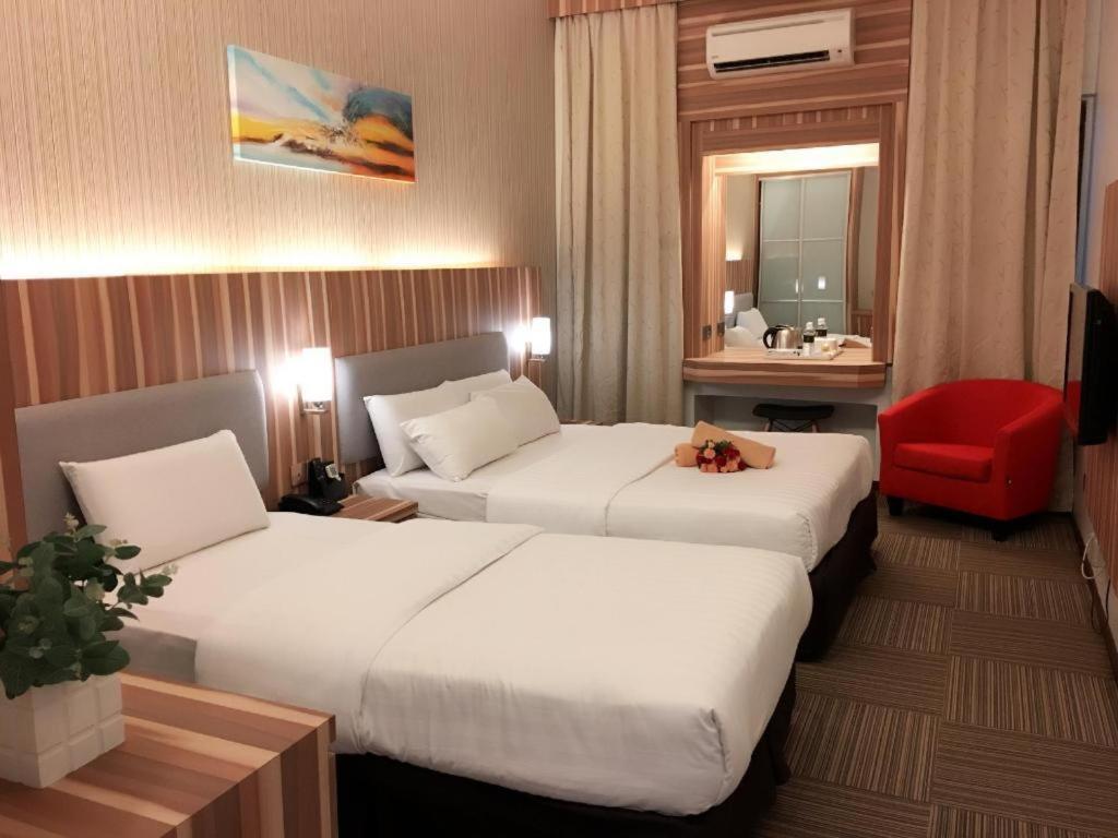 The Landmark Hotel Batu Pahat Exterior foto