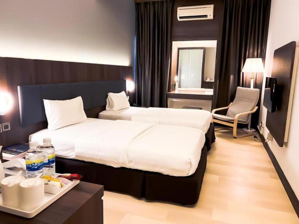 The Landmark Hotel Batu Pahat Exterior foto